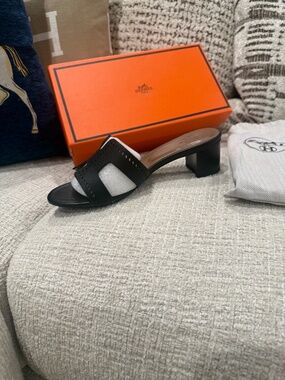 Comfortable Heeled Sandal New Never Used